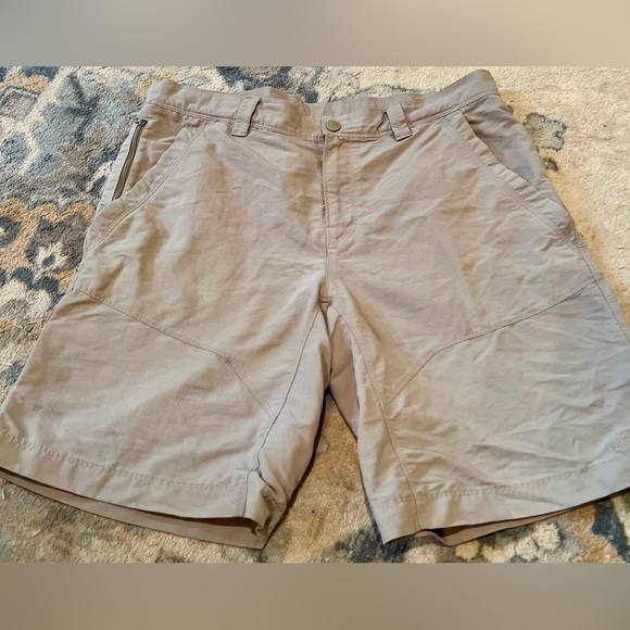 The North Face Horizon Utility Shorts Mens 36 Nylon Tan Hiking 10” inseam - Picture 1 of 12